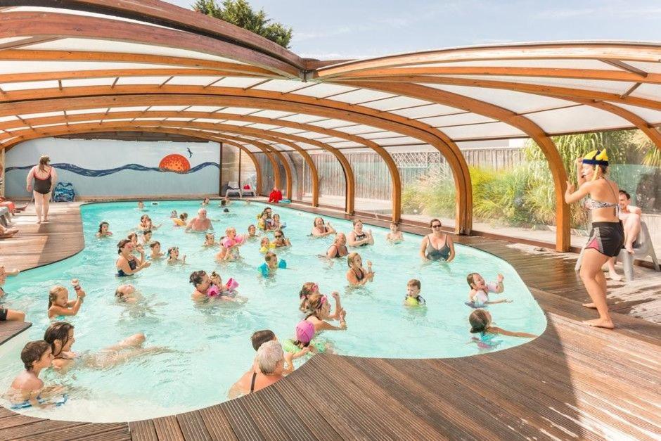 Les Moutiers Camping Le Village De La Mer מראה חיצוני תמונה