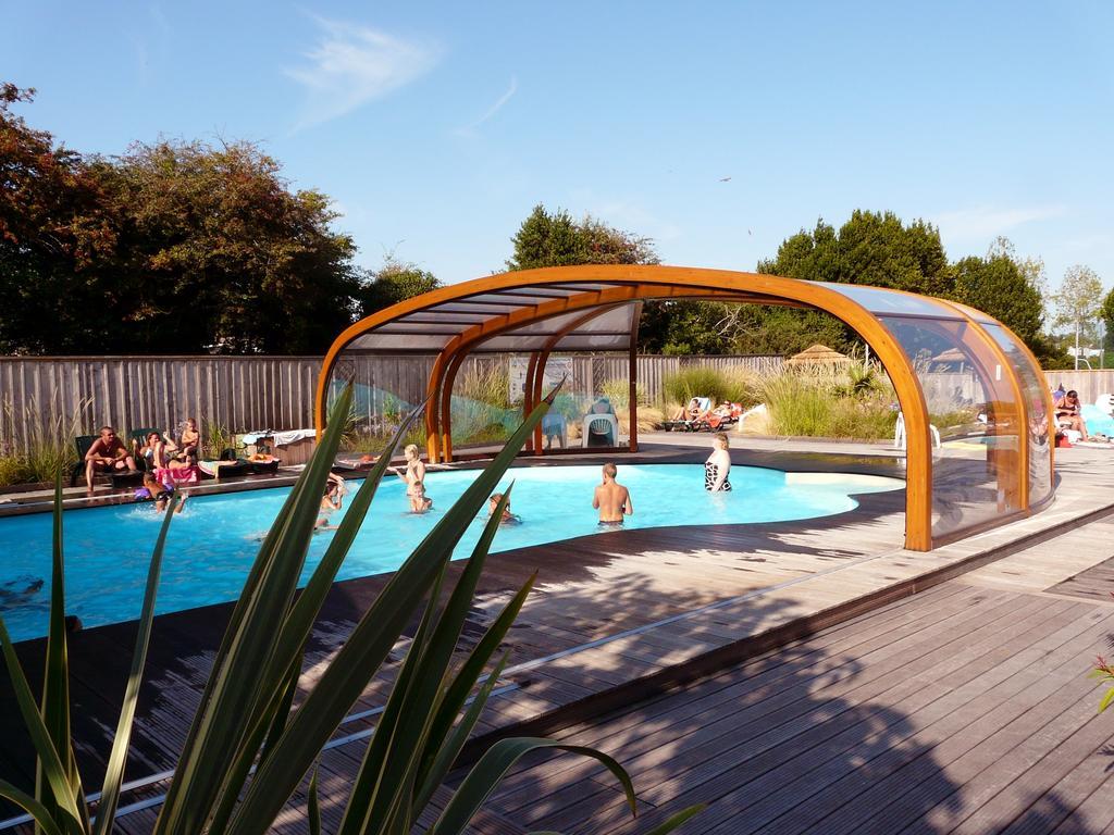 Les Moutiers Camping Le Village De La Mer מראה חיצוני תמונה